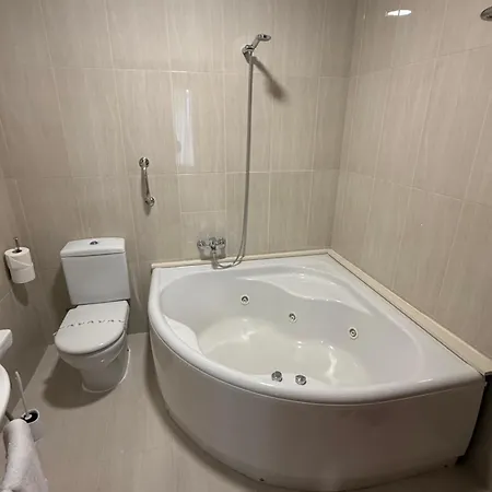 Chg Leyton Hotel